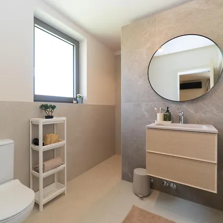 Veris Max 20 Guests With Private Playground * Materada